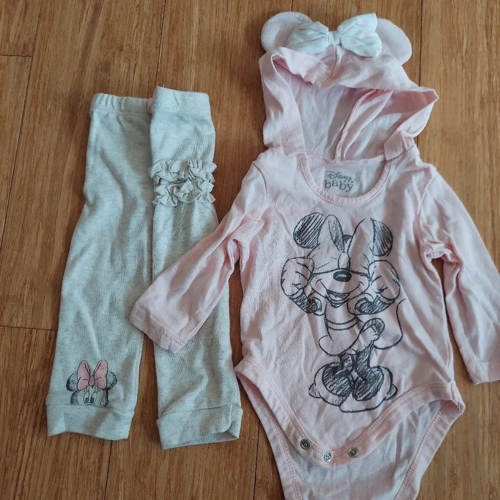 ⭐️5/$30 - Minnie Mouse Outfit, Size 3-6 months, Disney, EUC
